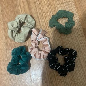 Bundle of scrunchies